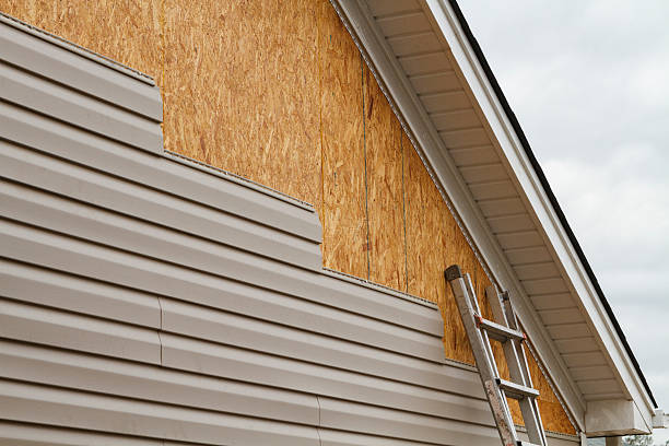Professional Siding Replacement technician working in Clarence, PA